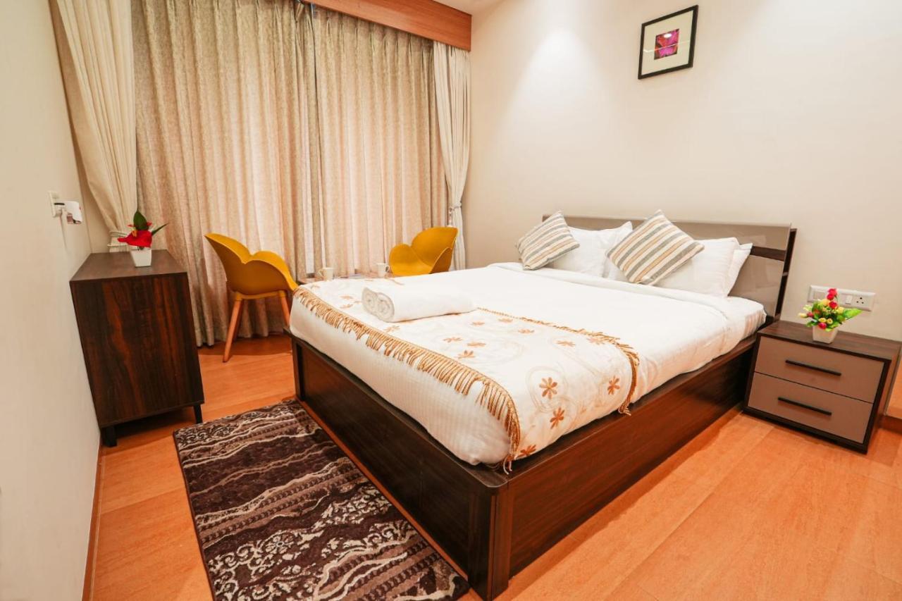 Вілла White Coco House 4Bhk Нашик Екстер'єр фото