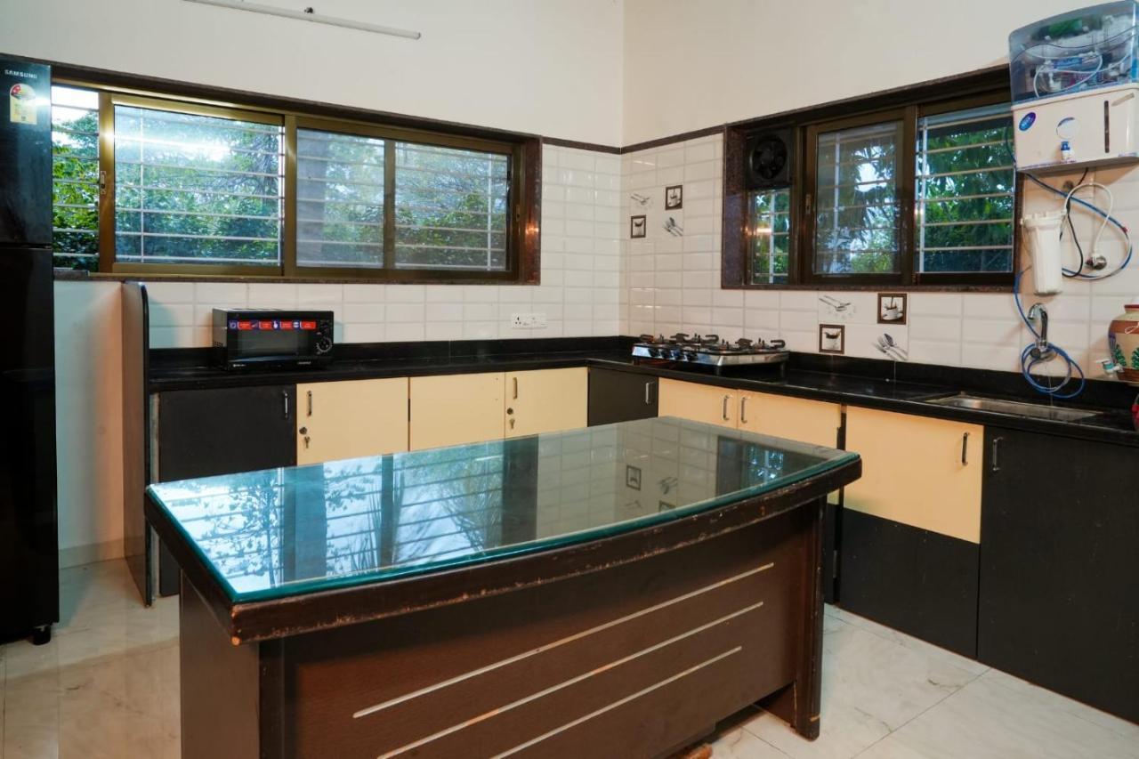 Вілла White Coco House 4Bhk Нашик Екстер'єр фото